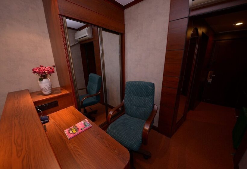 Bremen Hotel Harbin Train Station