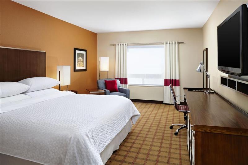 בית מלון כפרי Four Points By Sheraton Edmonton Gateway