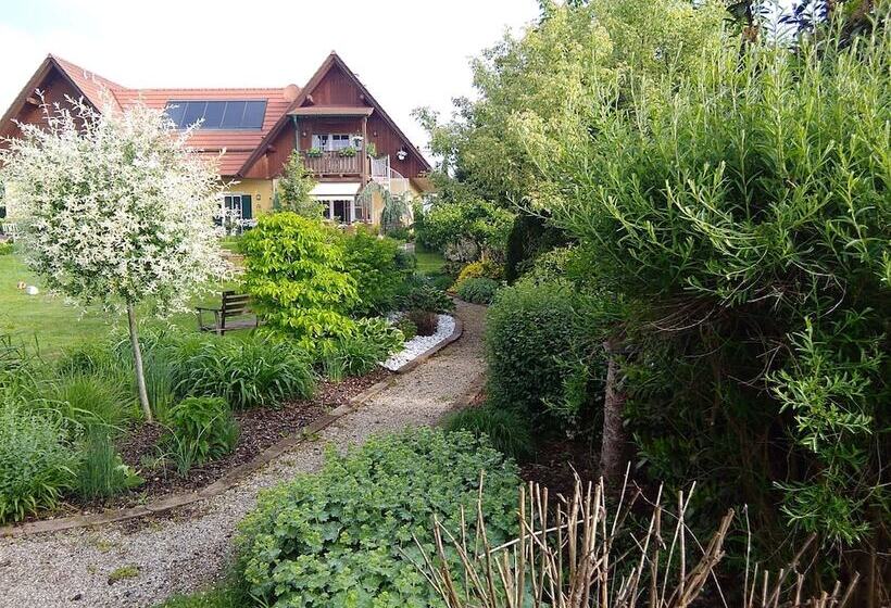 בית מלון כפרי Herberts Stubn