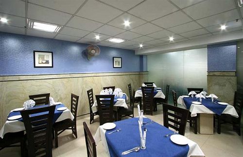 ホテル Fab Kingston Patel Nagar