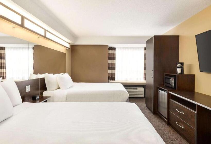 Microtel Inn & Suites By Wyndham Estevan