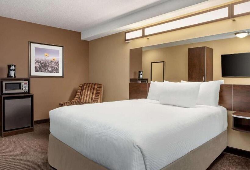 Microtel Inn & Suites By Wyndham Estevan