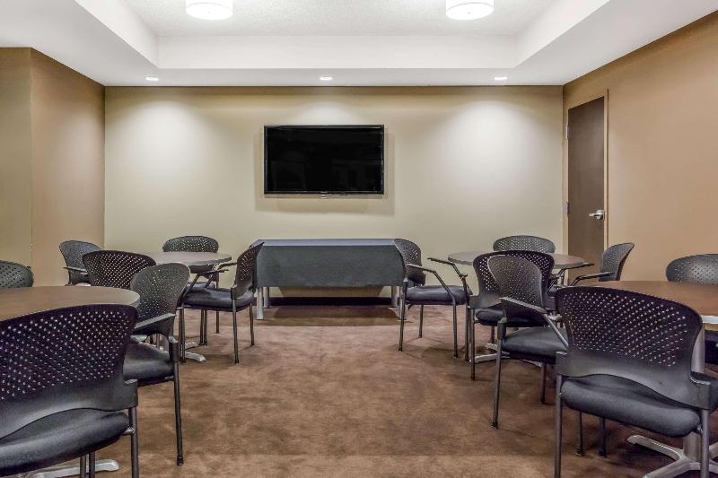 Microtel Inn & Suites By Wyndham Estevan