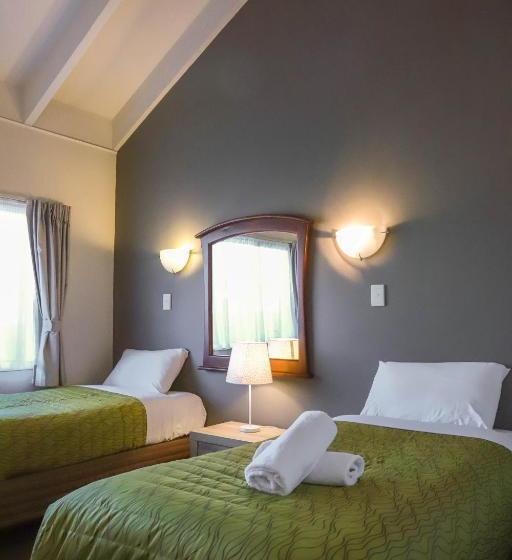 مُتل Airport Manor Inn