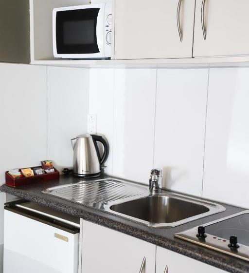 مُتل Airport Manor Inn