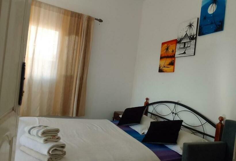 هاستل Ocean Surf Lodge