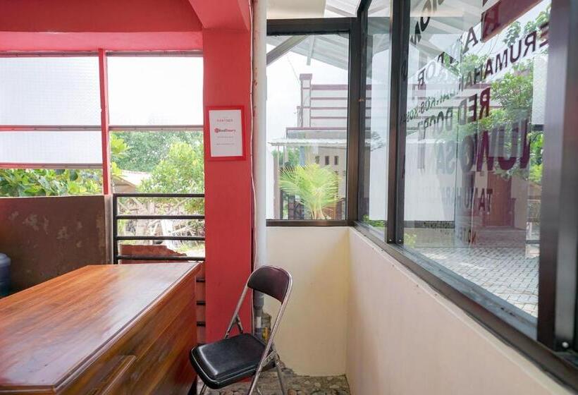 בית מלון כפרי Reddoorz @ Seputih Jaya Lampung