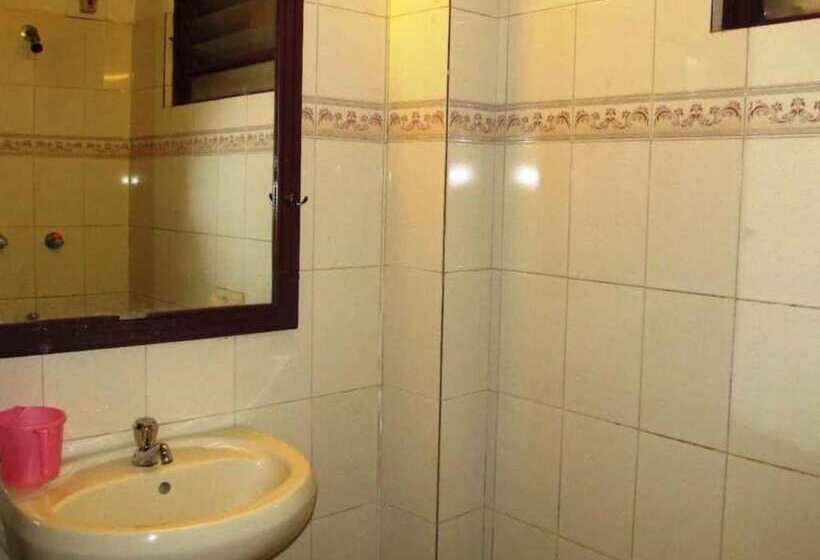 호텔 Swim Sea Beach Resort, Panjim