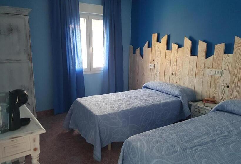 پانسیون Hostal Pabellón