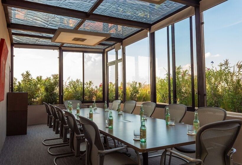 استراحتگاه Numu Boutique Hotel, The Unbound Collection By Hyatt