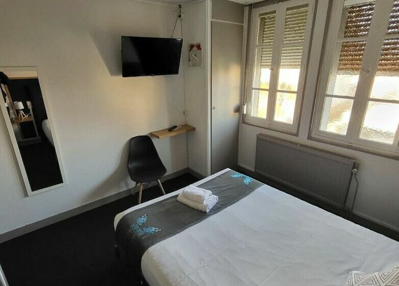 בית מלון כפרי Hôtel Restaurant Le Picardie