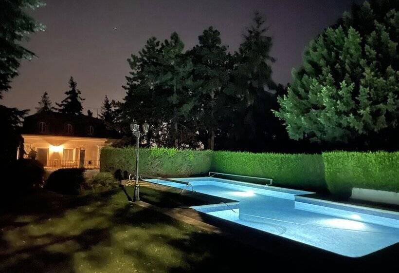 민박 Le Domaine De Montmorency