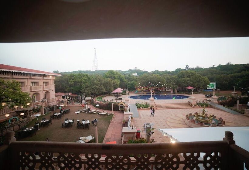 Evershine Resort & Spa