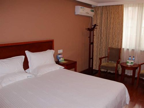 هتل Greentree Inn