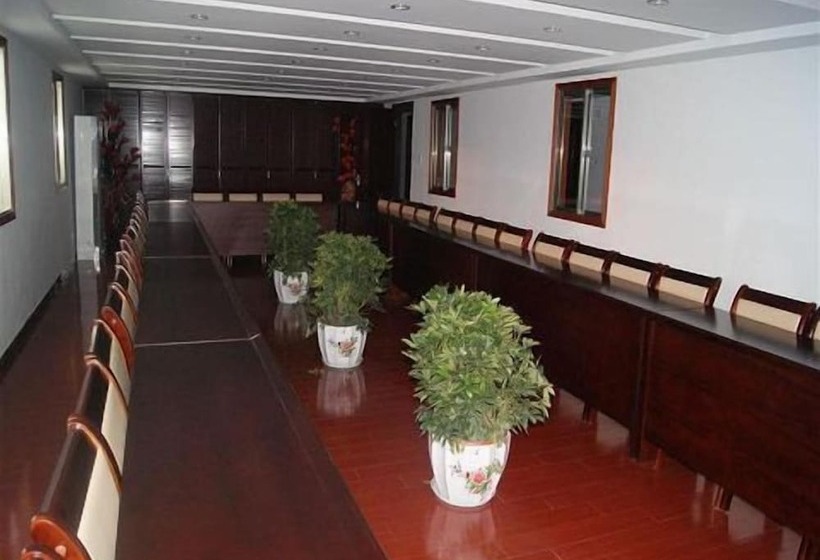 هتل Greentree Inn Yancheng Station