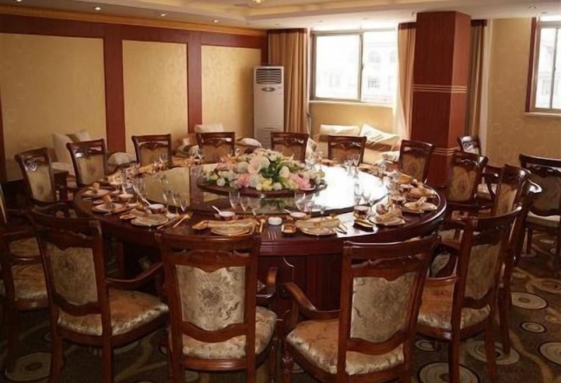 هتل Greentree Inn Yancheng Station