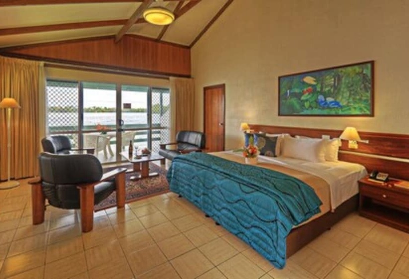 هتل Kalibobo Village