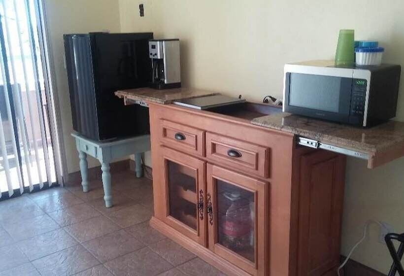 هتل Loreto Playa Boutique