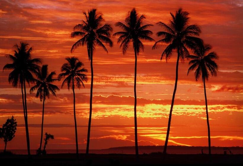 هتل Ratua Private Island Resort