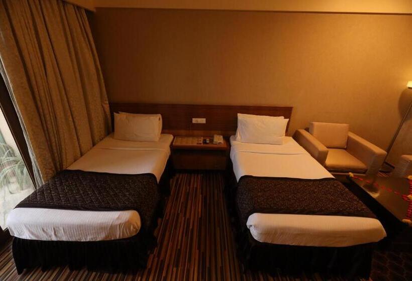 호텔 St Laurn The Spiritual Resort