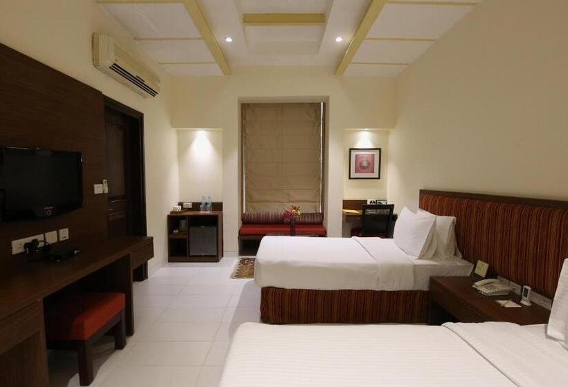 אתר נופש Lemon Tree Hotel, Tarudhan Valley, Manesar