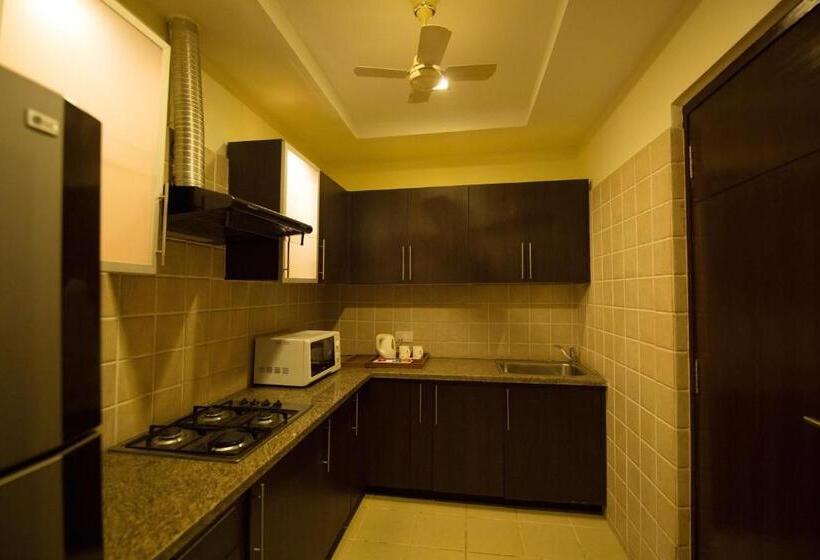 אתר נופש Lemon Tree Hotel, Tarudhan Valley, Manesar