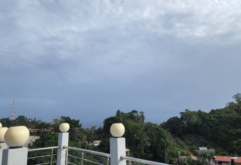 Edma Aparta