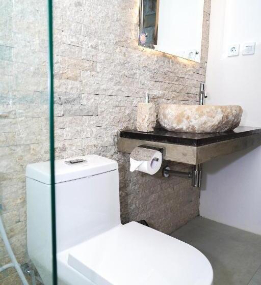 هتل Theodor At Labuan Bajo