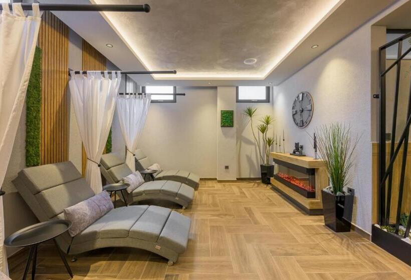 هتل Aquamarine   Wellness & Spa