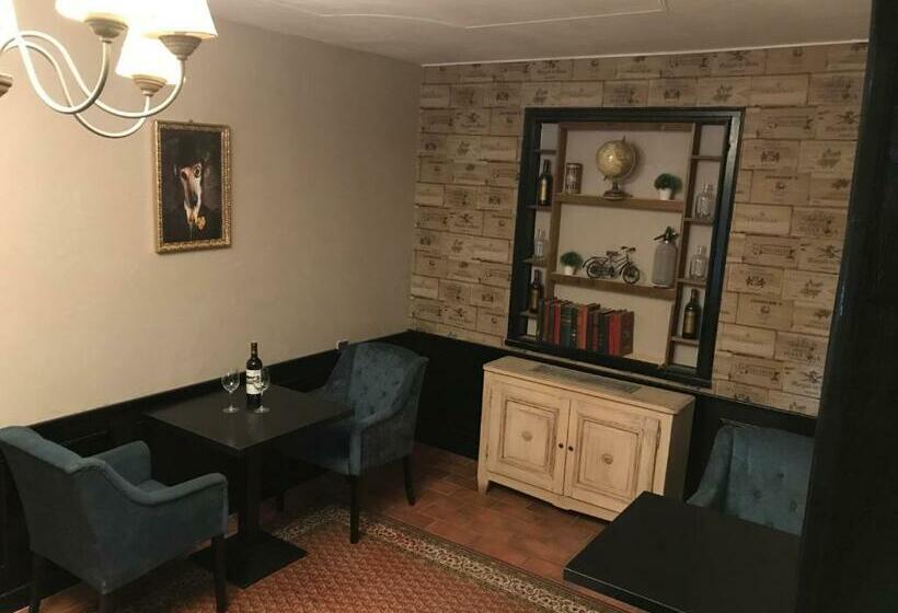 Пансион La Petite Auberge
