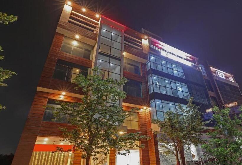 هتل Treebo Silver Stallion