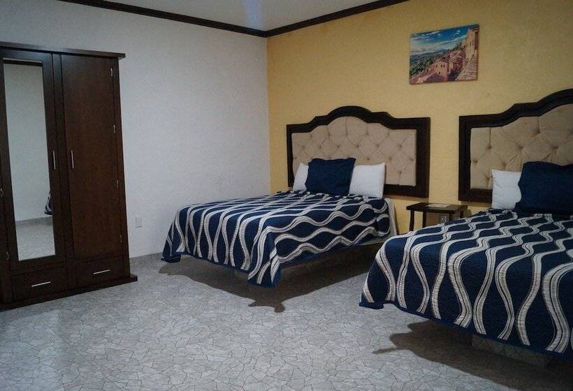 فندق Peña Florencia