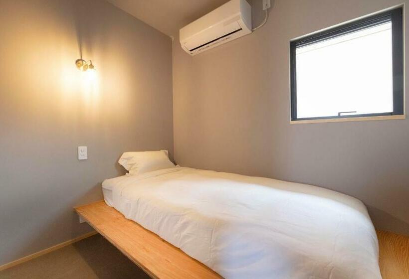 旅馆 Coliving & Cafe Sando