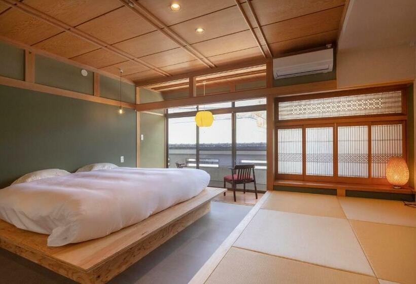 旅馆 Coliving & Cafe Sando