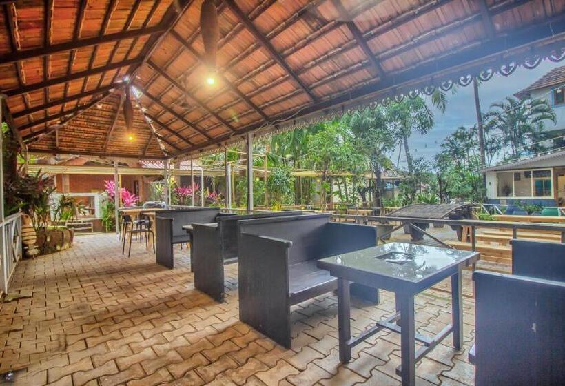 استراحتگاه Goa Down D Vilage Prime