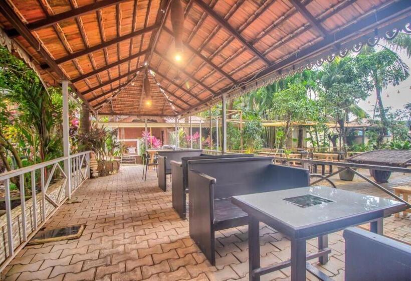 استراحتگاه Goa Down D Vilage Prime