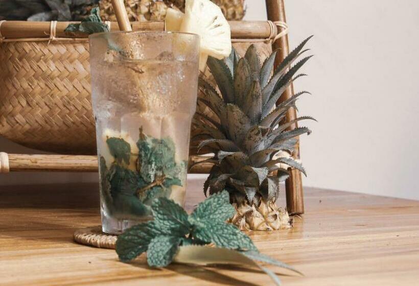 אתר נופש Disini Lombok Eco Sky House With Sea View