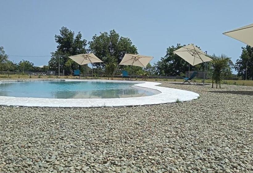 استراحتگاه Minissale Farmhouse