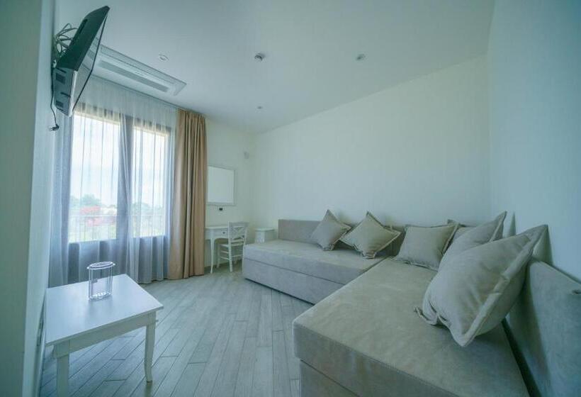 استراحتگاه Minissale Farmhouse