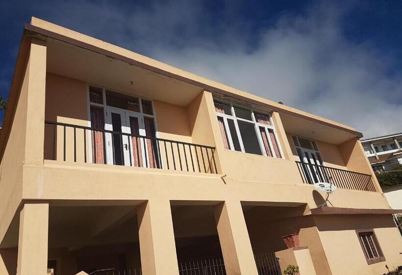 تختخواب و صبحانه Kumaragiri Cottages Kodaikanal