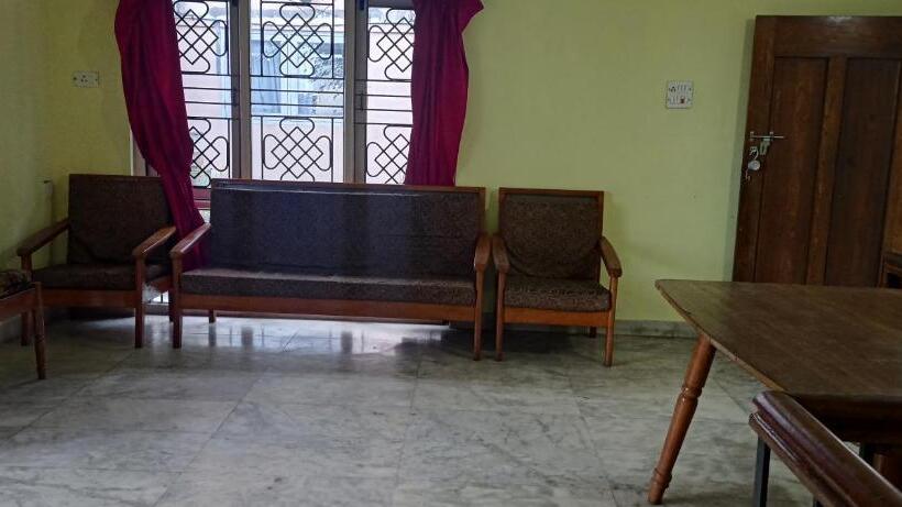 تختخواب و صبحانه Kumaragiri Cottages Kodaikanal