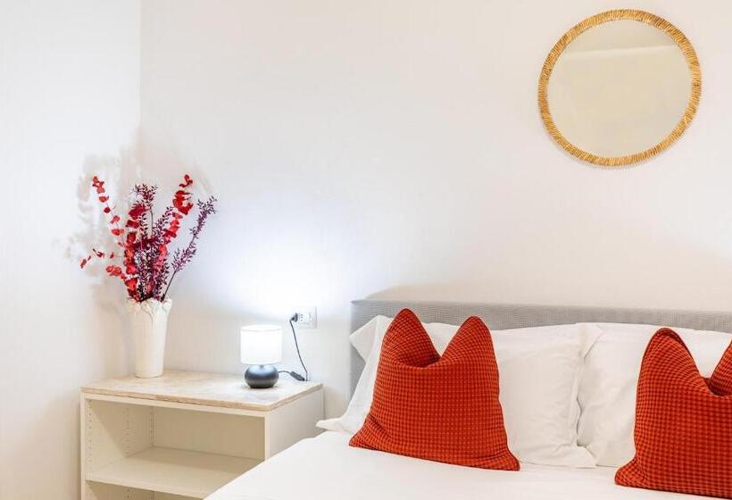 פנסיון L Acqua E La Pietra