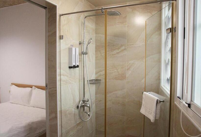 تختخواب و صبحانه 首爾한성民宿