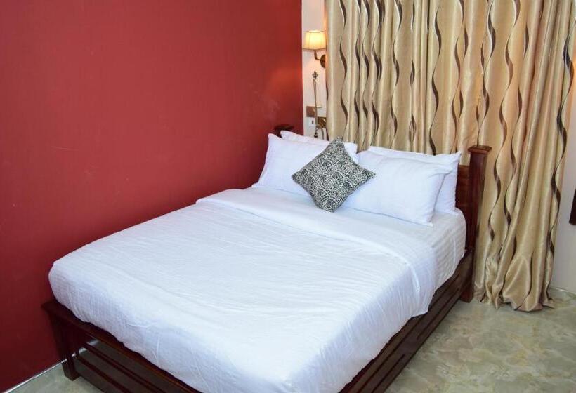 فندق Absor Royal