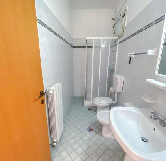 تختخواب و صبحانه Aparthotel Cortellenica