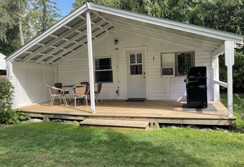 Bobcaygeon Resort