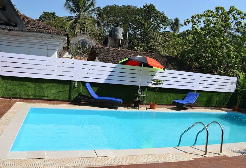 호텔 Clarissa Resort Goa