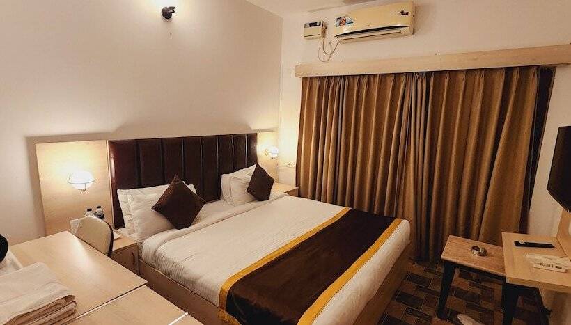 호텔 Clarissa Resort Goa