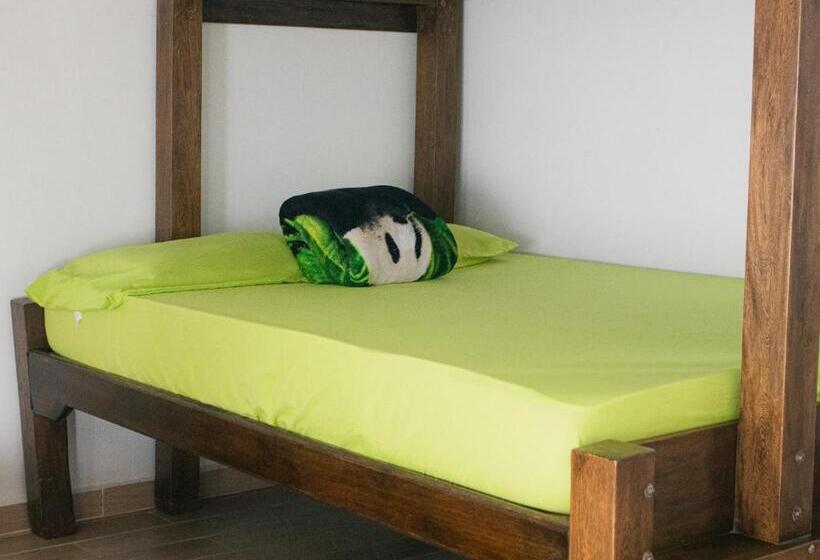 هتل Zabdi Coveñas