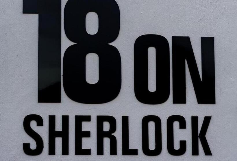 پانسیون 18 On Sherlock